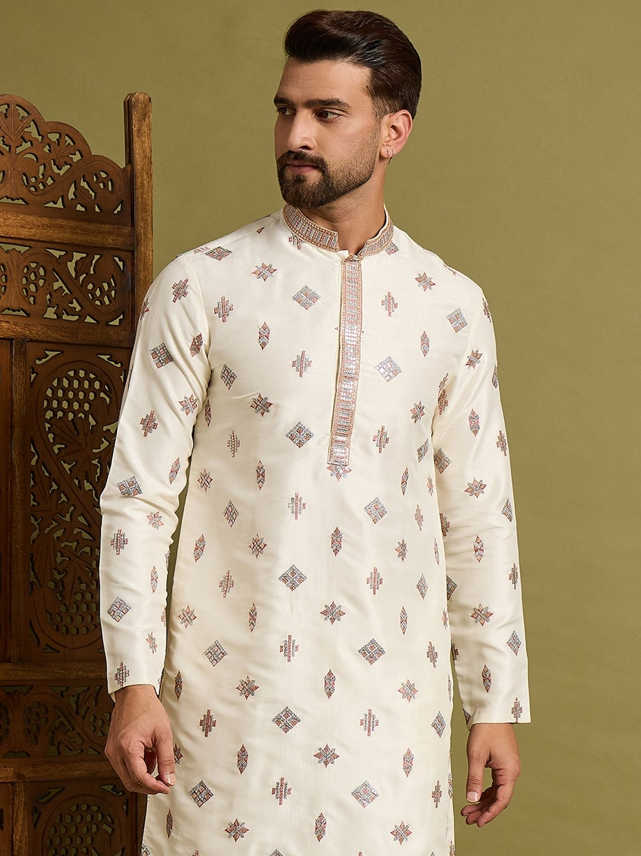 Off White Butti Embroidered Kurta Trouser Set