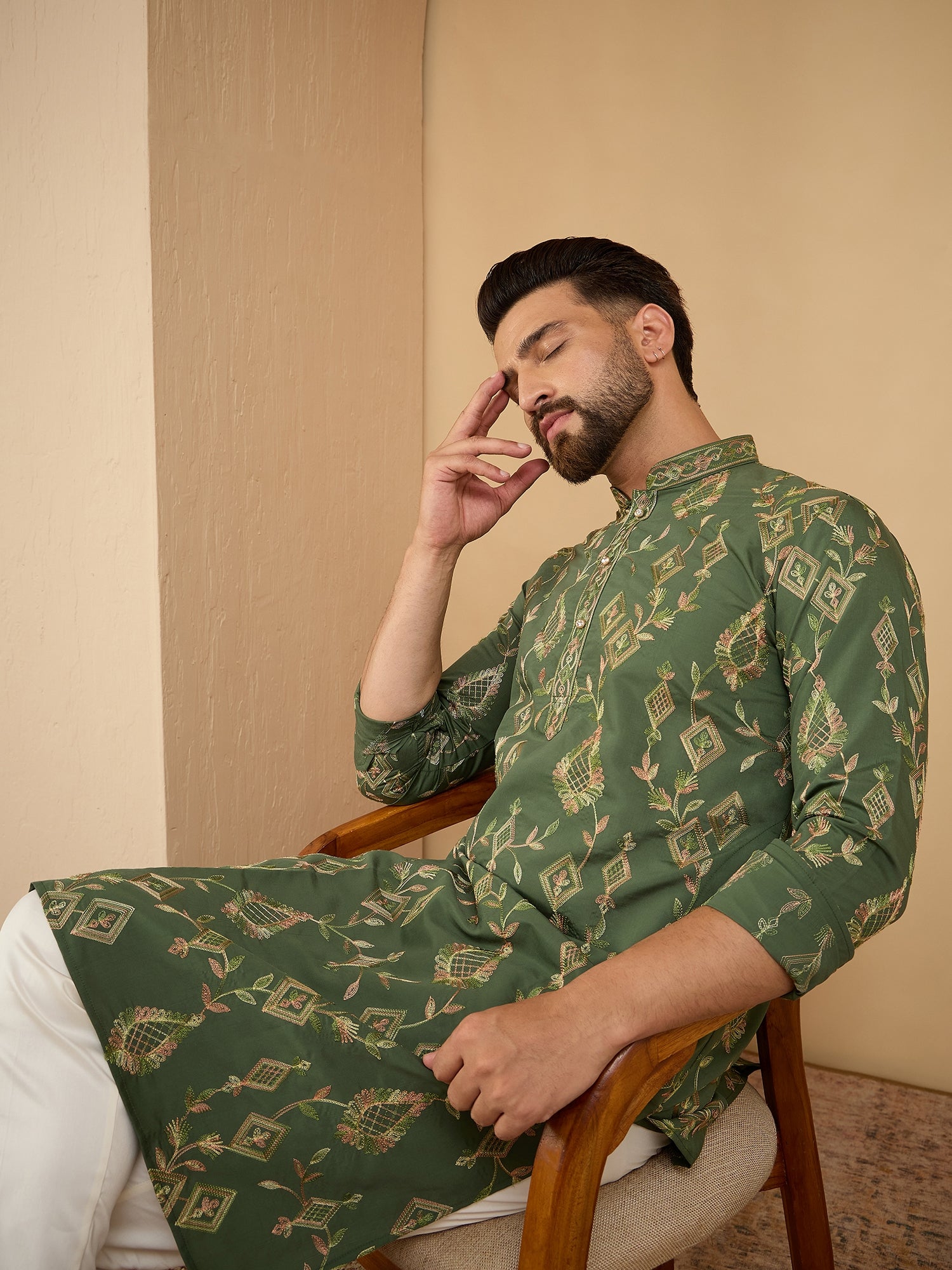 Men Green Embroidered Kurta Trouser Set