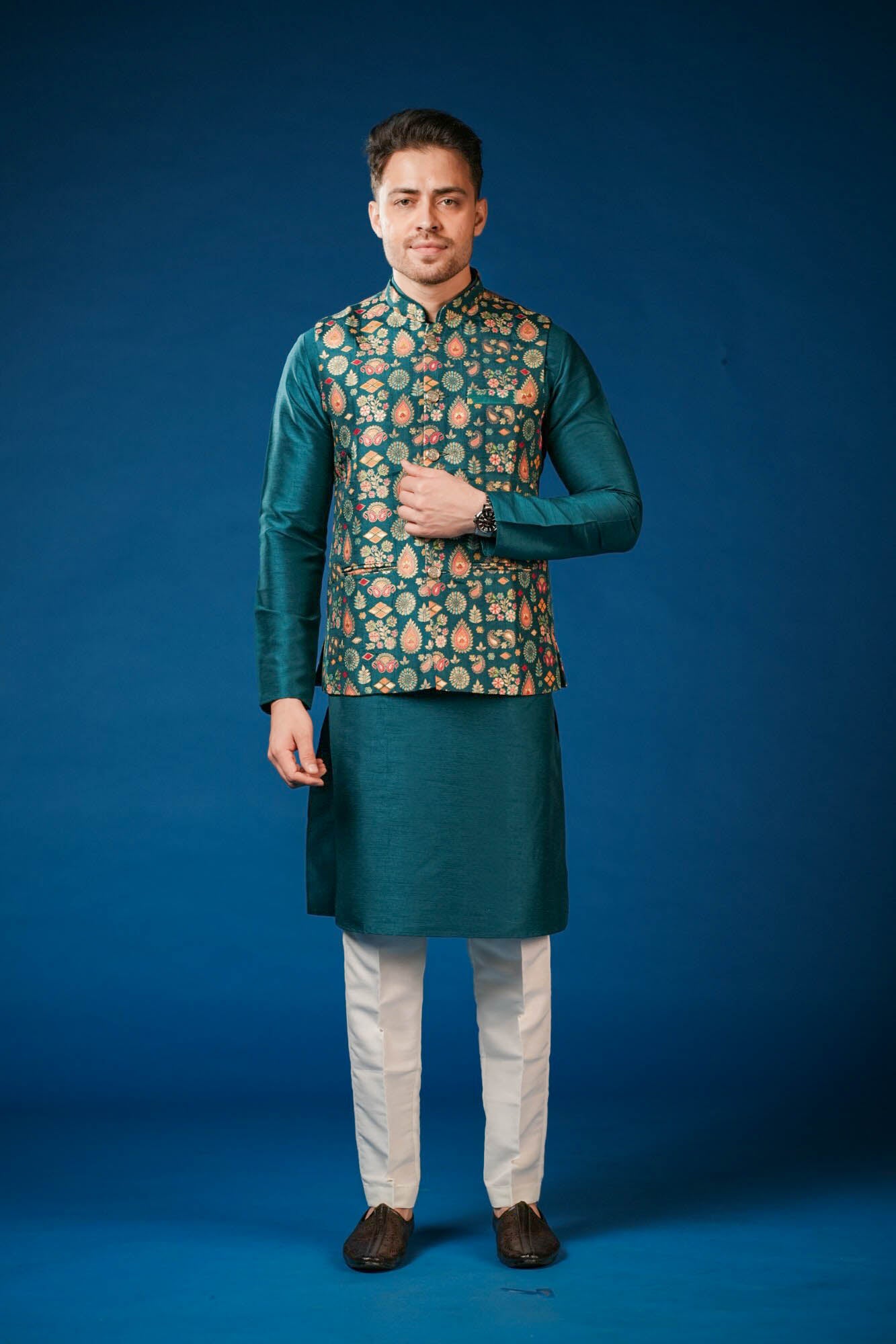 Teal Blue Patoda Silk Koti Set