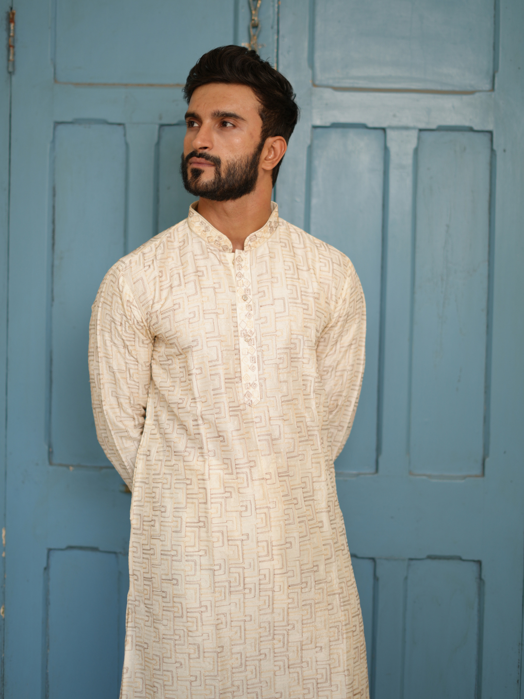 Magnet Men's Cream Embroidered Kurta Set