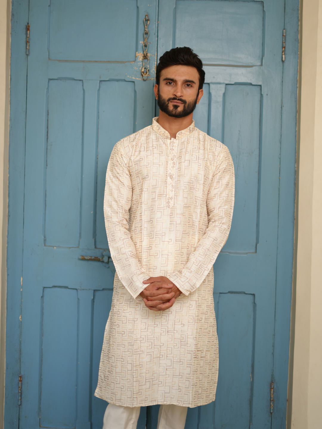 Magnet Men's Cream Embroidered Kurta Set