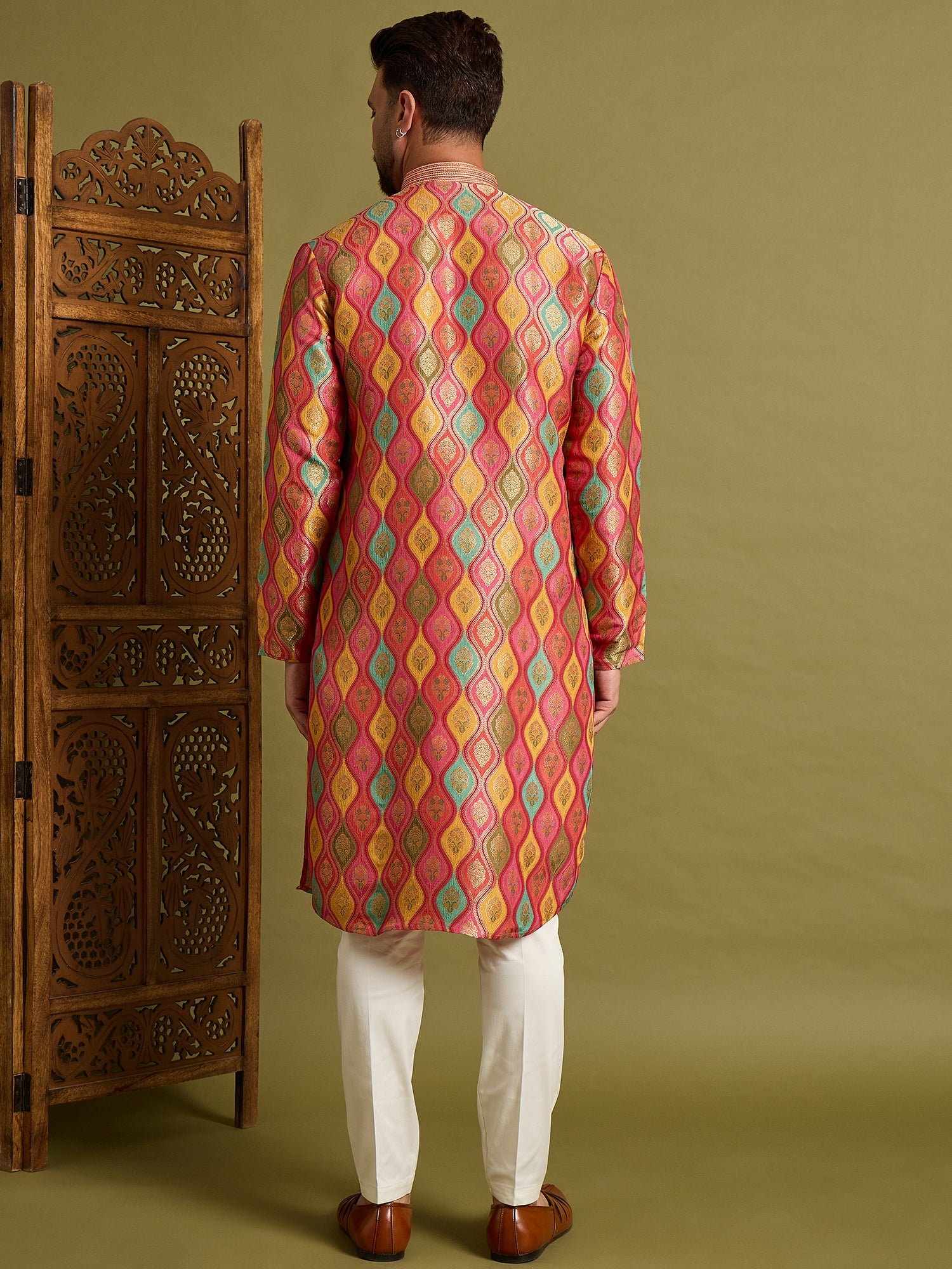 Multi Brocket Kurta Set