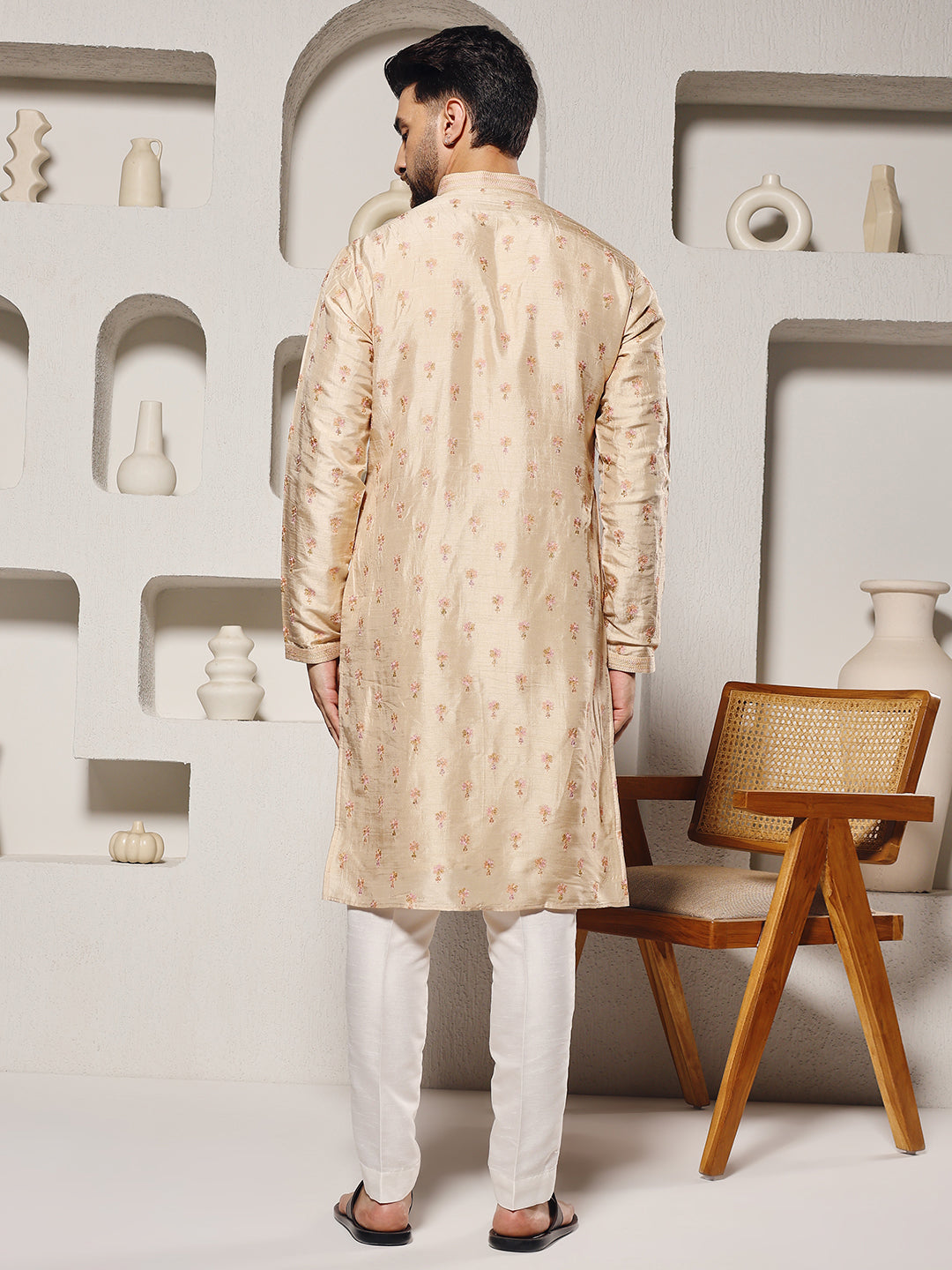 Magnet Men's Tusser Silk Butti Work Kurta Set