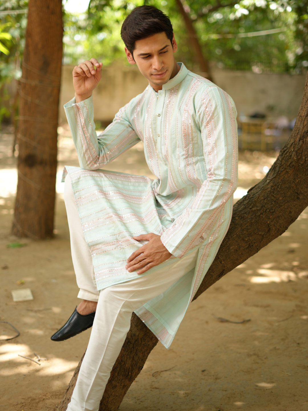 Magnet Men's Sea Green Multi Lucknowi Kurta Set