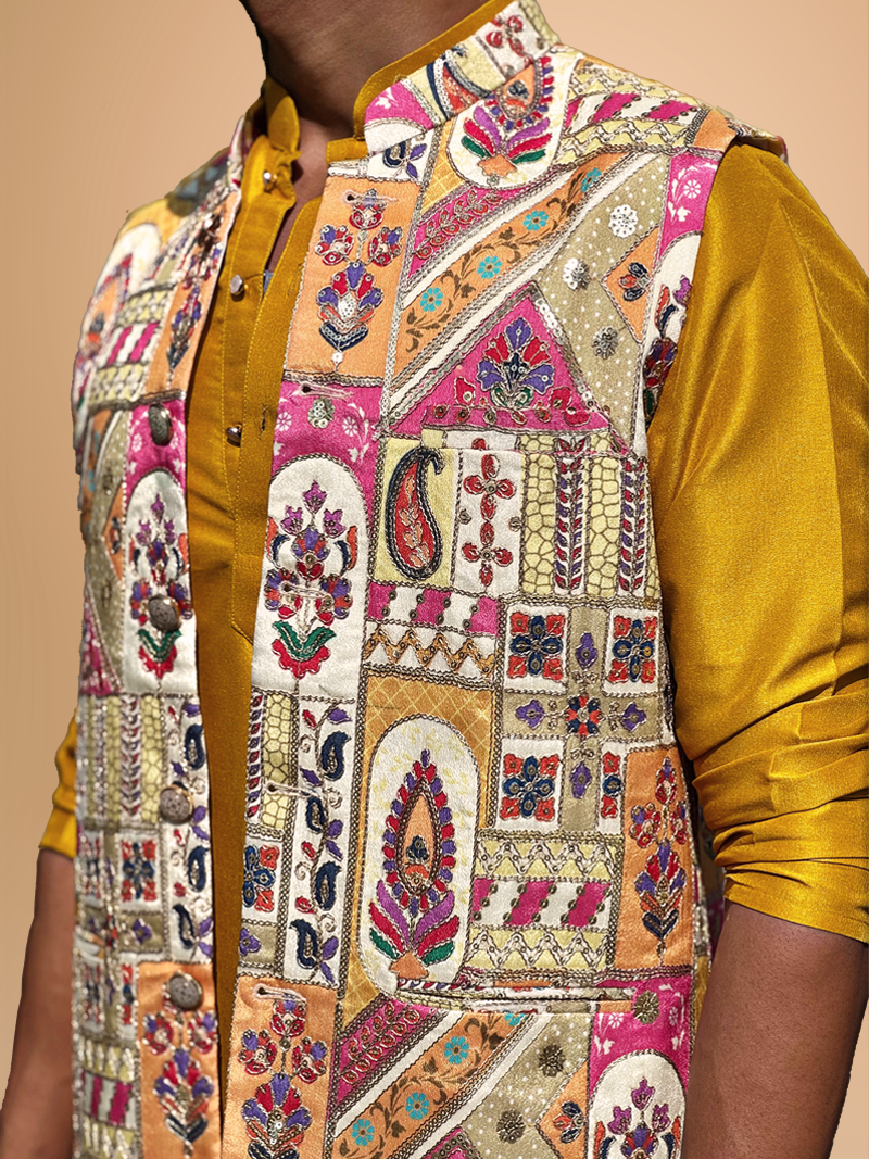Magnet Men's Yellow Position Print Kurta Koti Set